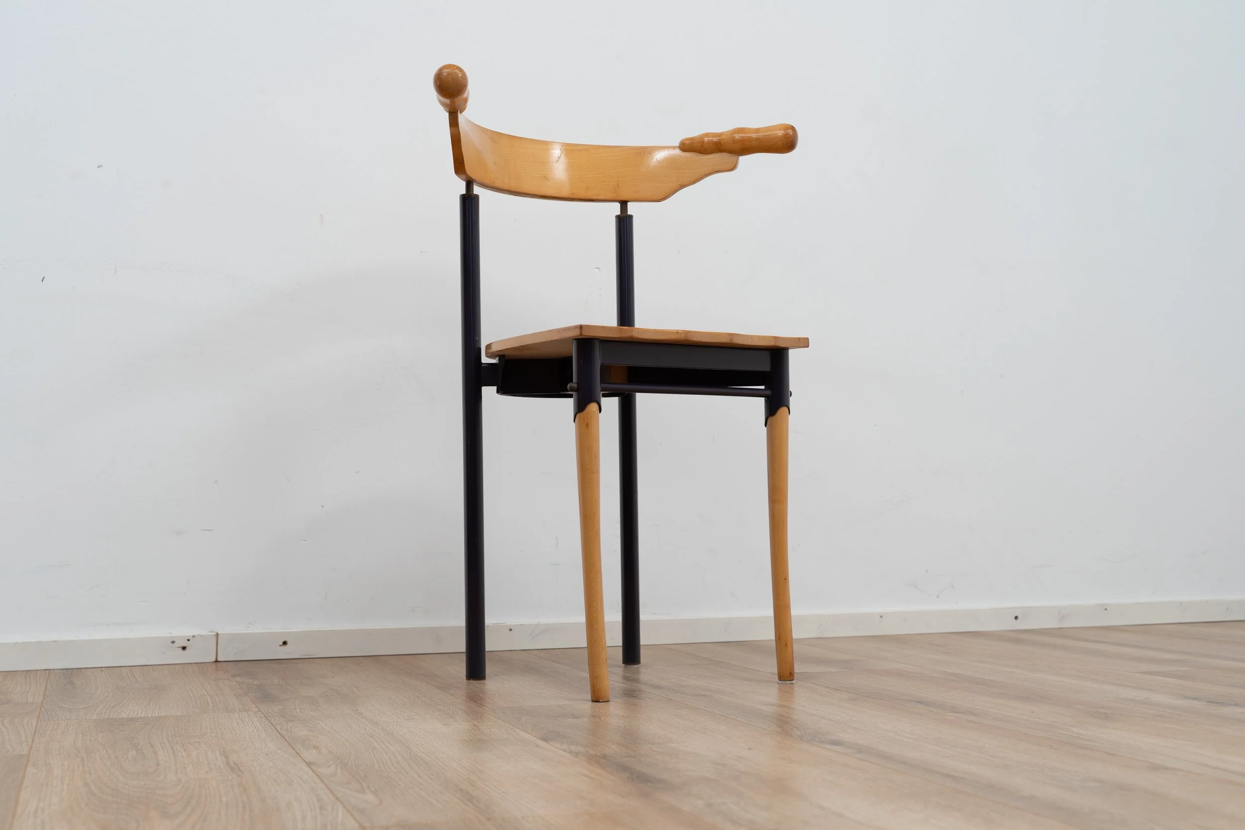 Shop Authentic Jansky Chairs by Borek Sipek — Howaboutout
